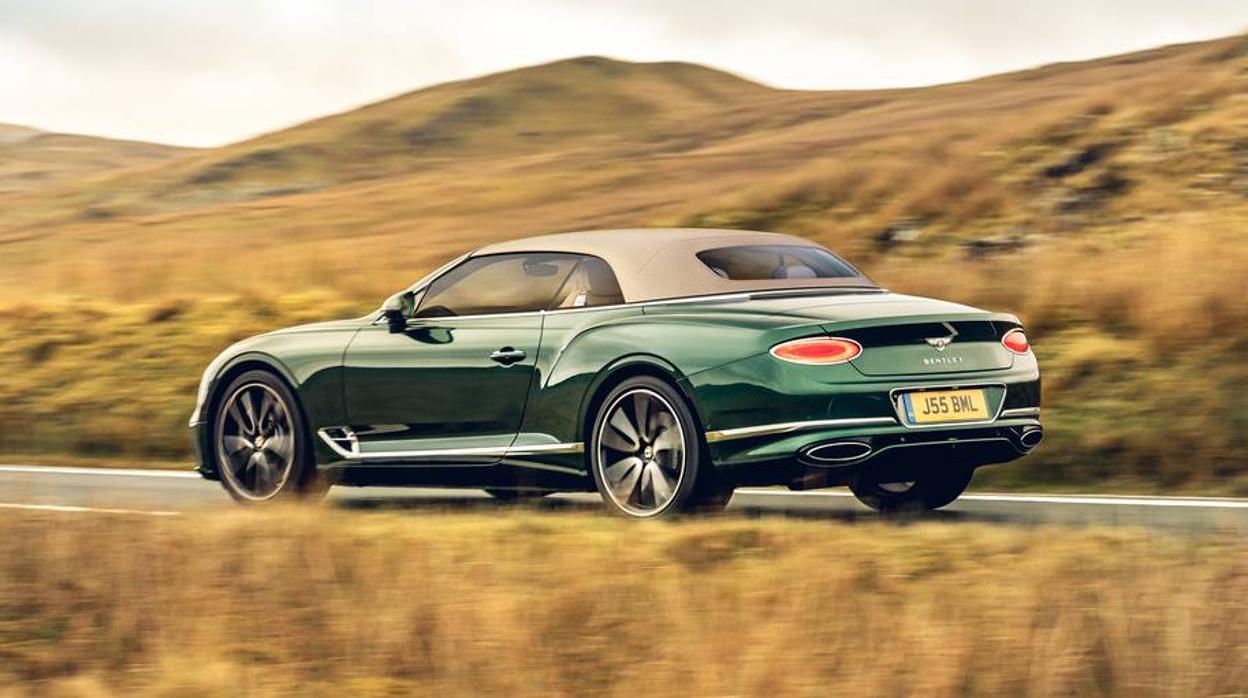 Bentley actualiza el Continental GT con un nuevo tejido Tweed