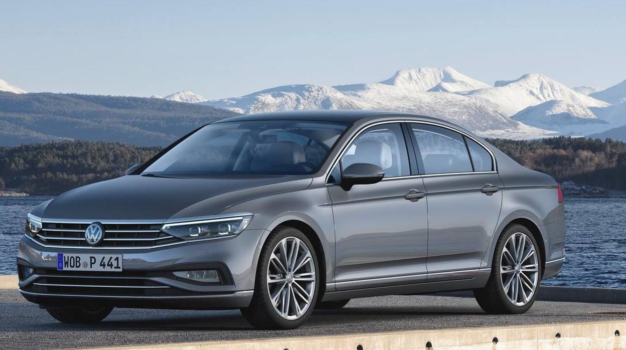 Volkswagen Passat 2020: mejoras en tecnología e hibridación