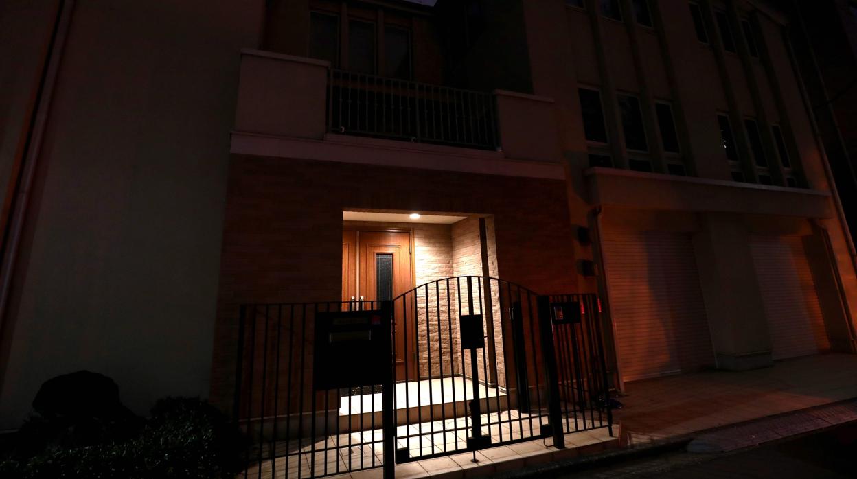 Exterior de la casa de Carlos Ghosn en Tokio