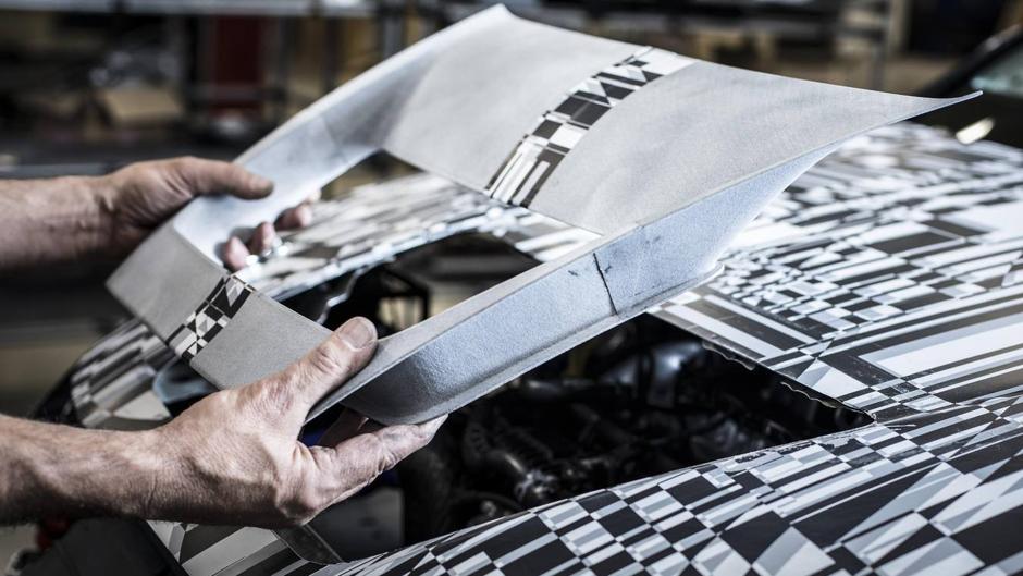 Cómo se hace un coche de carreras impreso en 3D