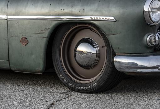 La fiebre de convertir en eléctricos modelos clásicos llega al Mercury Coupe de 1949