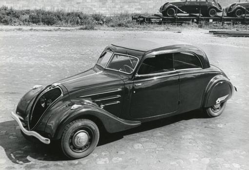 Historia de la automoción: un siglo de berlinas Peugeot