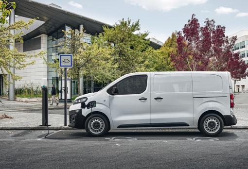 El Citroën Ë-Jumpy eléctrico alcanza los 330 kilómetros de autonomía