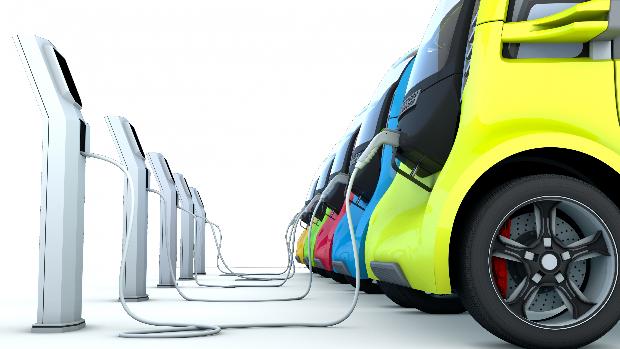 Cinco claves para entender los coches electrificados que llegarán hasta 2025