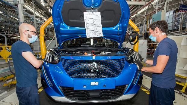 El Peugeot e-2008 es el vehículo 14,1 millones producido en Vigo