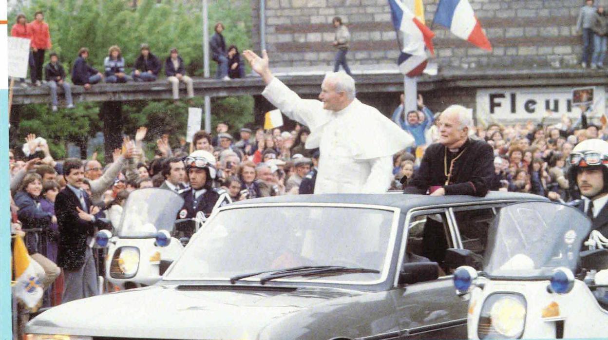 Peugeot 604: la limusina que usó el Papa Juan Pablo II