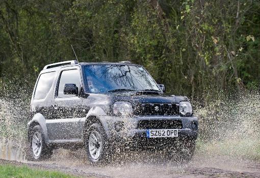 Suzulight, el coche con el que Michio Suzuki creó un imperio