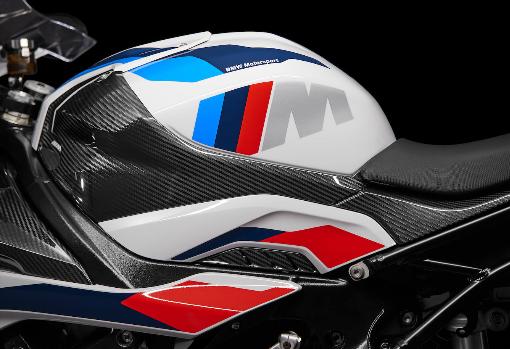 BMW M 1000 RR: tecnología de competición para el máximo rendimiento en carretera