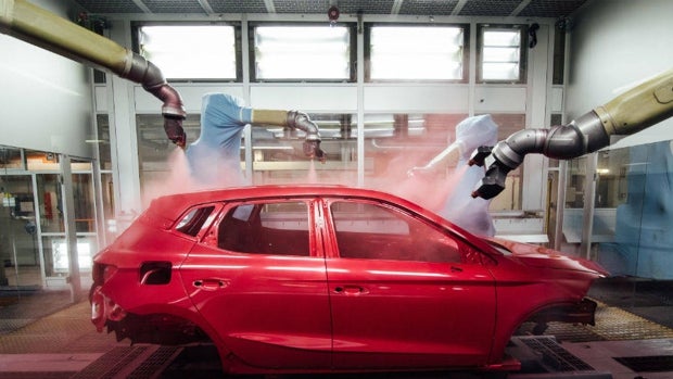 Los mejores colores para que tu coche no pierda valor con el paso del tiempo