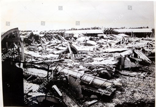 Una gran parte de la fábrica estaba destruida por los bombardeos