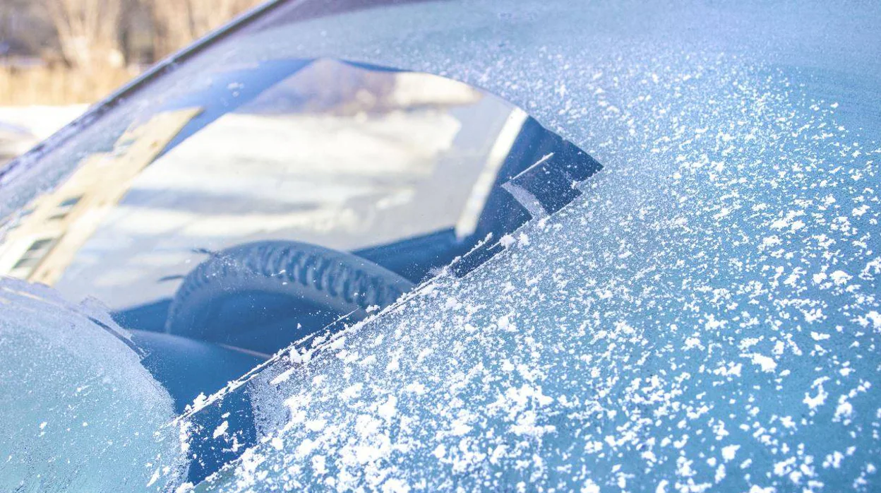 Cómo evitar gastos y averías en el coche por culpa del frío, la nieve o el hielo