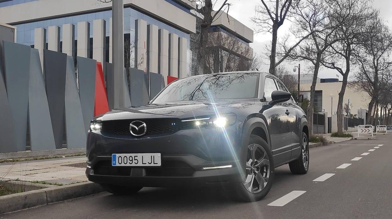 Prueba en profundidad del Mazda MX-30, SUV eléctrico con enfoque urbano