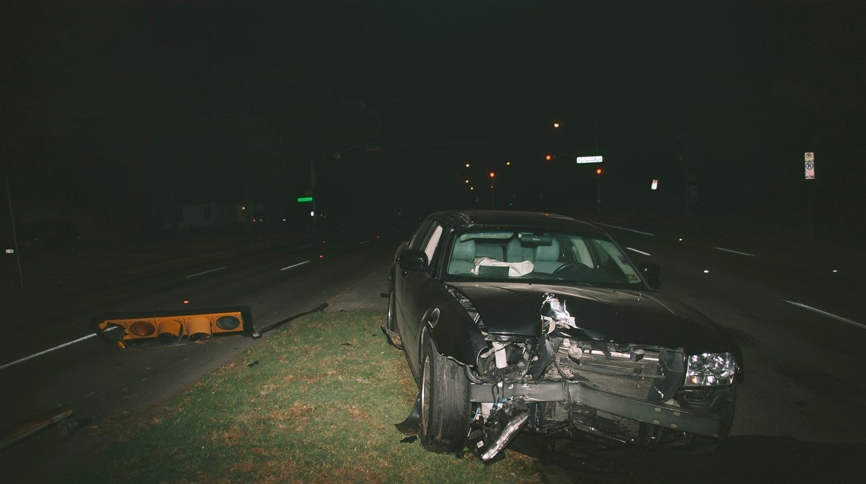 Cómo salir del coche si has tenido un accidente y ha volcado