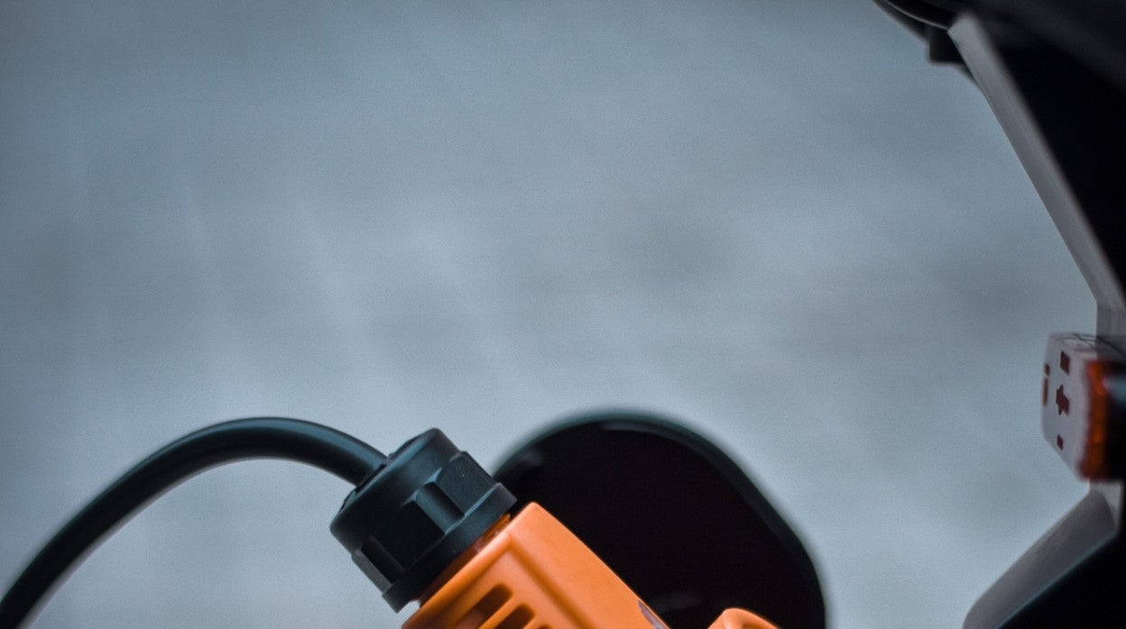 Qué hacer para instalar y mantener un punto de recarga en casa