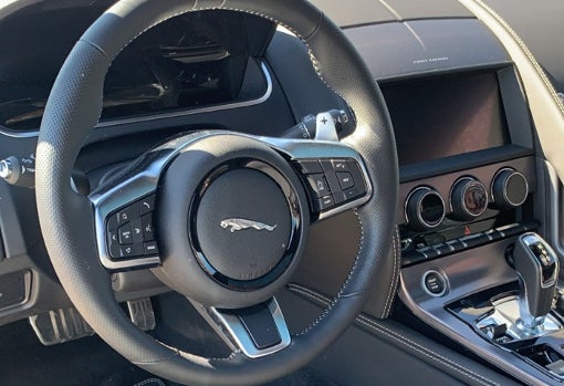 Probamos el nuevo Jaguar F-Type Coupé: atléticas prestaciones y detalles &#039;Limited Edition&#039;