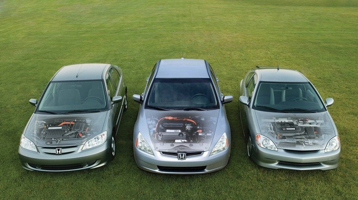 Cómo funcionan y qué mantenimiento requieren los coches híbridos