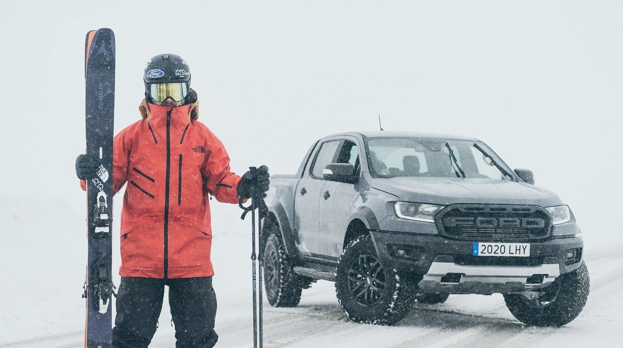 El coche de Aymar Navarro: «Las carreteras sinuosas y puertos de montaña son el pan de cada día»