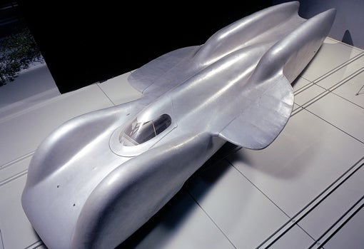 En el museo de Mercedes Benz