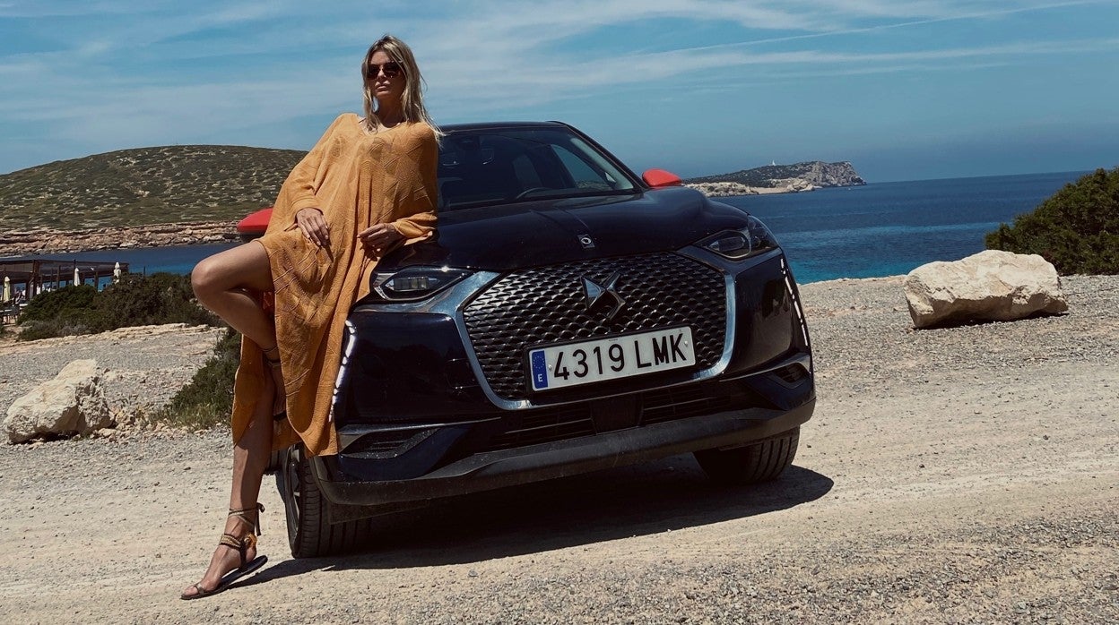 El coche de Cristina Tosio: «Odiaba las maniobras pero ahora mi coche lo hace todo»