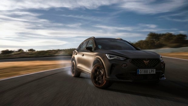 Nos subimos al 'made in Spain' más cañero, el Cupra Formentor VZ5