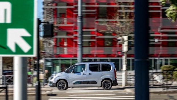 Probamos el 100% eléctrico ë-Berlingo, un 'made in Spain' espacioso y polivalente