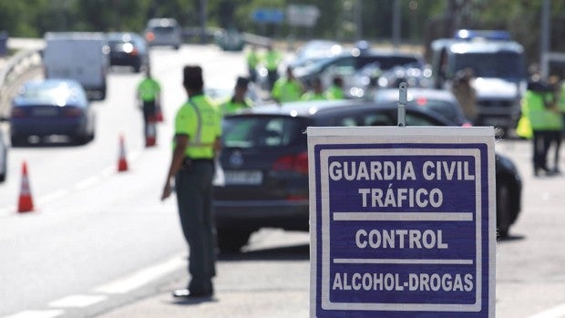 Más de 450 conductores son detectados cada día tras consumir alcohol y drogas