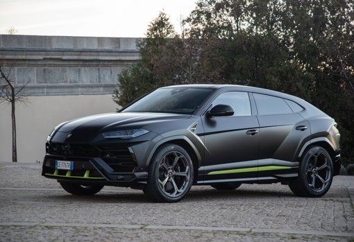 Urus y Huracán EVO, a prueba las dos almas de Lamborghini