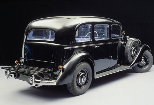 El chasis largo permitía hasta siete plazas, otro atractivo para los taxistas