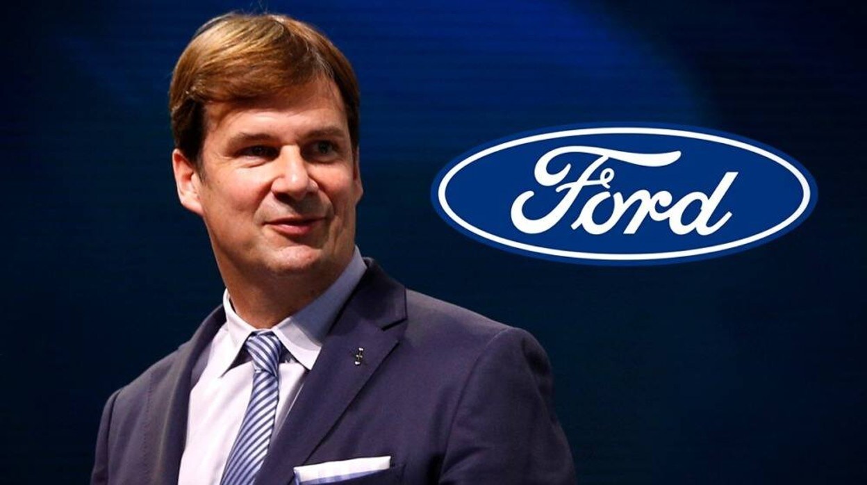 Ford se divide en áreas específicas para eléctricos y combustión