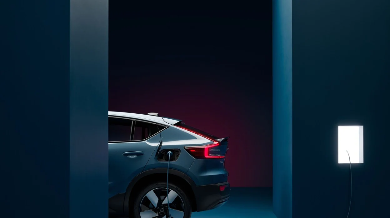 Volvo actualiza sus modelos electrificados XC40 y C40