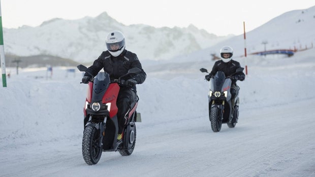 Seat Mó se pone a prueba en el Pirineo catalán y el desierto de Almería