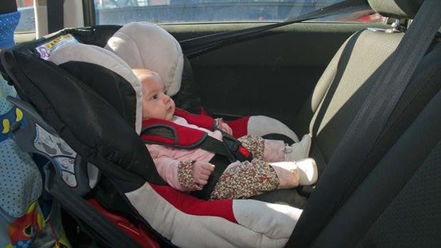 ¿Es recomendable un sistema de retención infantil de años anteriores al actual?