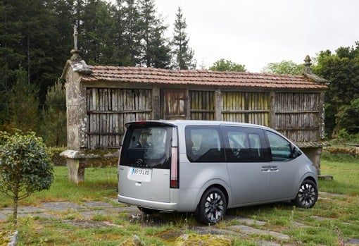 Hyundai Staria: monovolumen de estética futurista, con hasta 9 plazas y fiel al motor de combustión