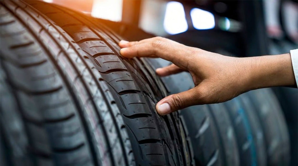 Se duplican las multas de hasta 800 euros por llevar los neumáticos en mal estado