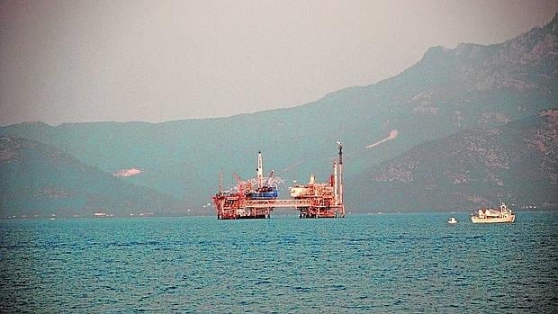 Plataforma petrolífera Kavala (Grecia)