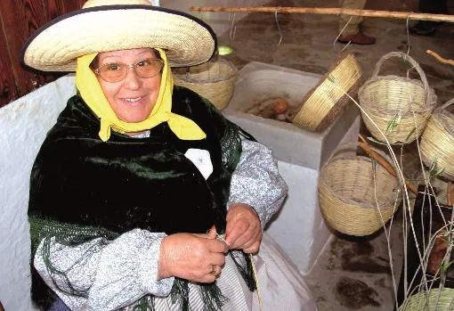 Esta cesta tradicional era utilizada por los campesinos para llevar la comida al campo