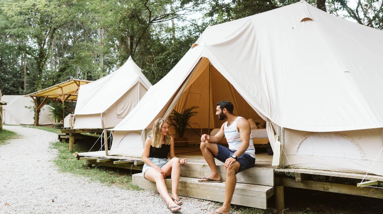 Glamping, yoga y surf en Cantabria