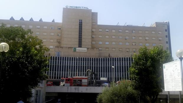 La Marea Blanca convoca una concentración por el accidente mortal del ascensor del Hospital de Valme