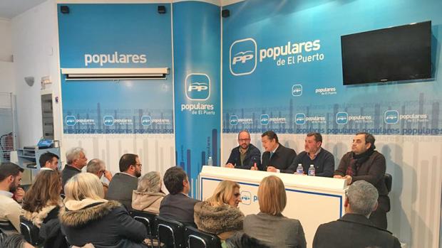 Sanz ha presidido el congreso local del PP de El Puerto