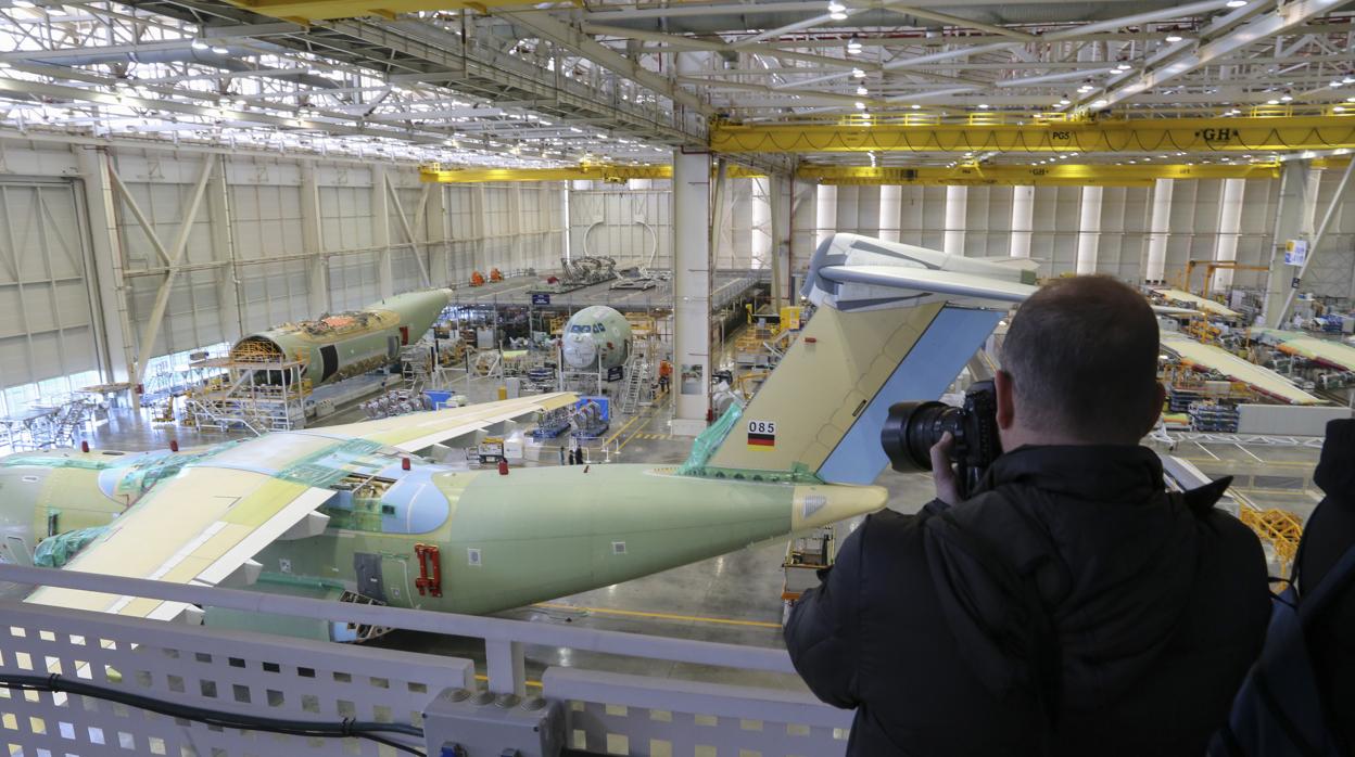 Vista del Centro de Visitas de la planta de Airbus San Pablo en Sevilla