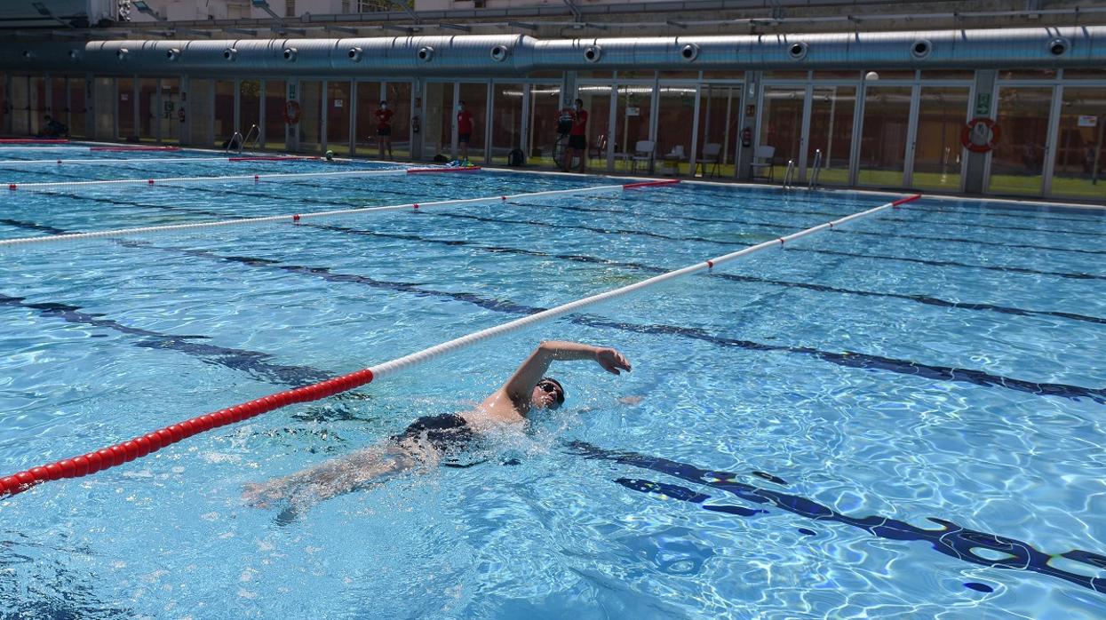 Piscina municipal del Tiro de Línea