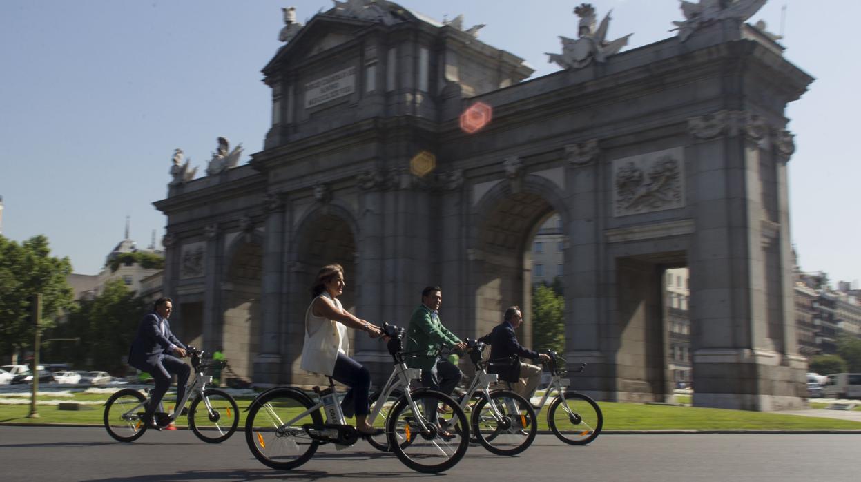 El Ayuntamiento de Madrid ha dado a conocer las nuevas ayudas de Madrid para la compra de patinetes y bicicletas eléctricas dentro de su Plan Estratégico de Subvenciones (PES)