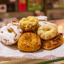 Rosquillas listas, tontas y de Santa Clara, en La Mallorquina