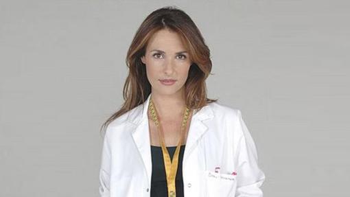 Patricia Vico como la doctora Macarena Wilson