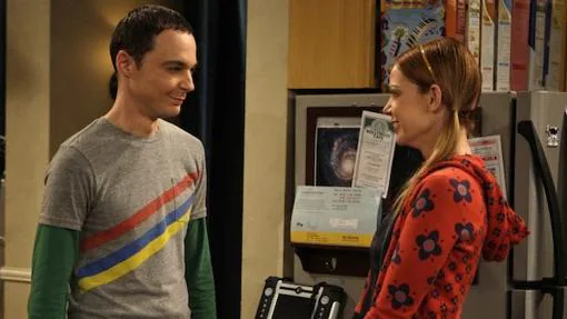 Ramona intentará conseguir el amor de Sheldon una y otra vez.