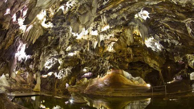 Las cuevas más espectaculares de Andalucía
