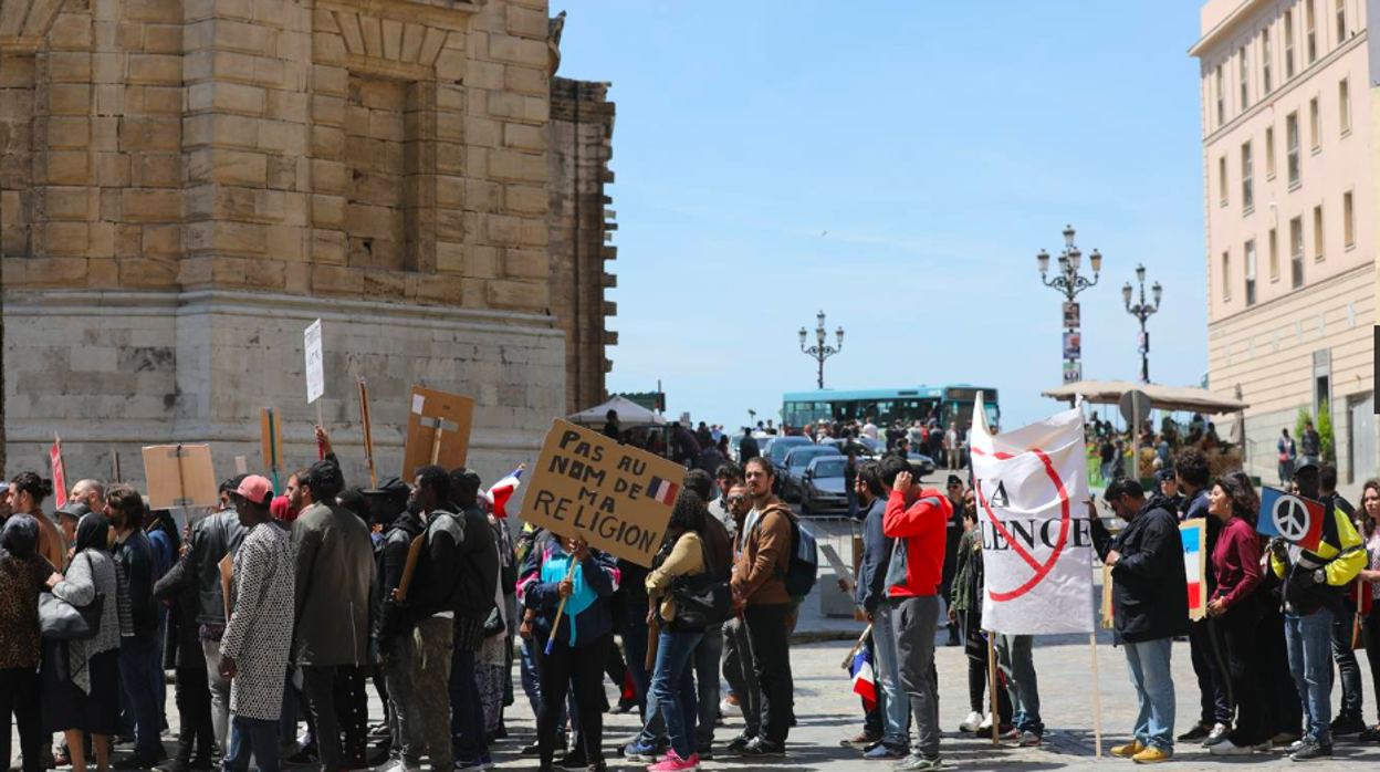 Rodaje de 'The Rhytm Section' en la plaza de la Catedral