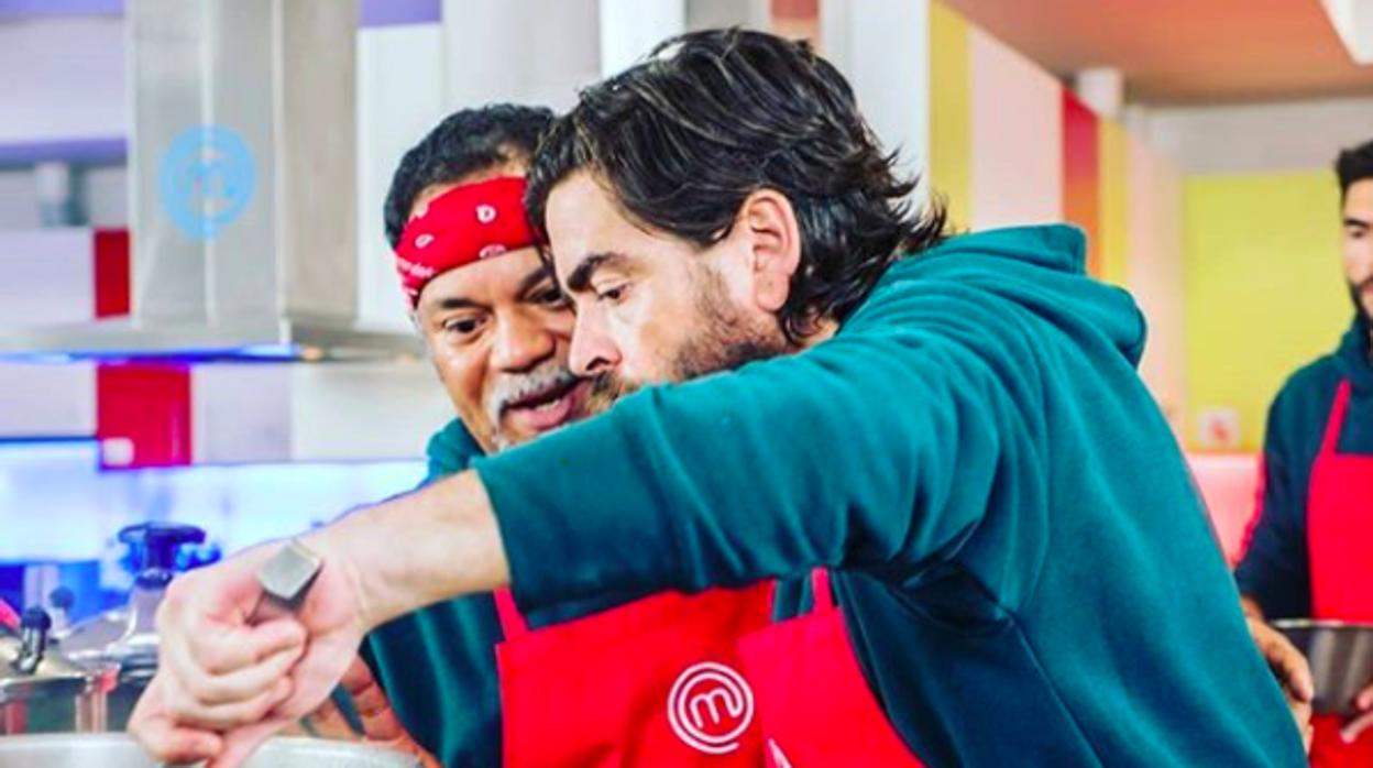 Carlos, en acción en 'Masterchef'.