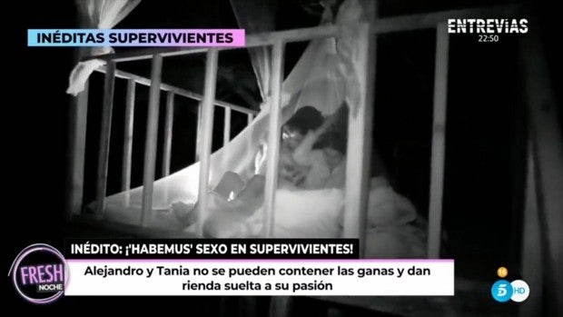 Alejandro y Tania se dejan llevar por la pasión en 'Supervivientes'