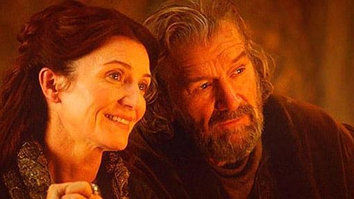 Brynden y Catelyn disfrutan de lo que en principio parecía una boda feliz